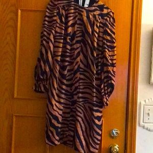 Vintage saks fifth Ave  tiger print 100% silk dress